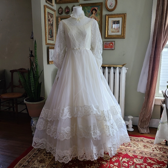 Authentic Original Vintage Style Dresses & Skirts - Authentic Vintage Wedding Gown